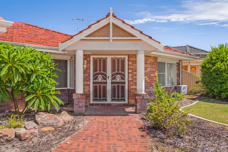 35 Mirror Cove, Waikiki WA 6169