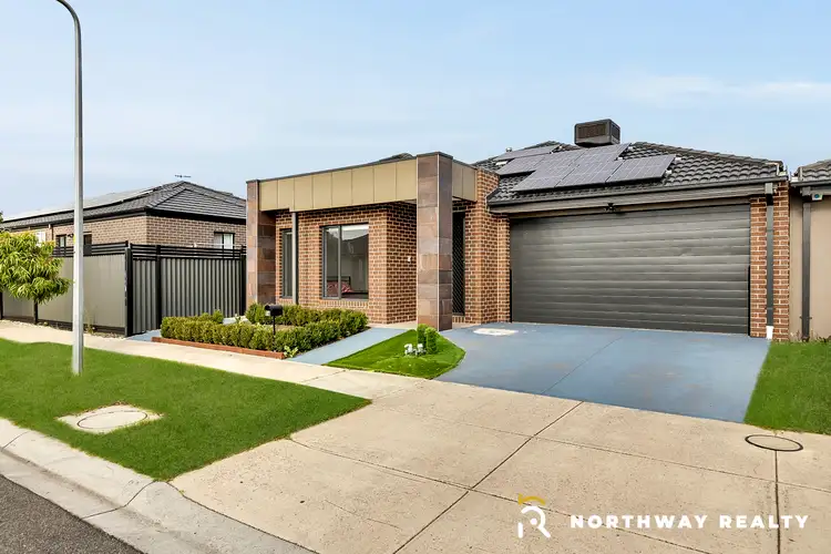 16 Angophora Crescent, Craigieburn VIC 3064
