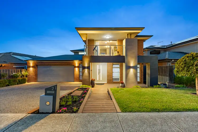 21 Bowood Street, Officer VIC 3809