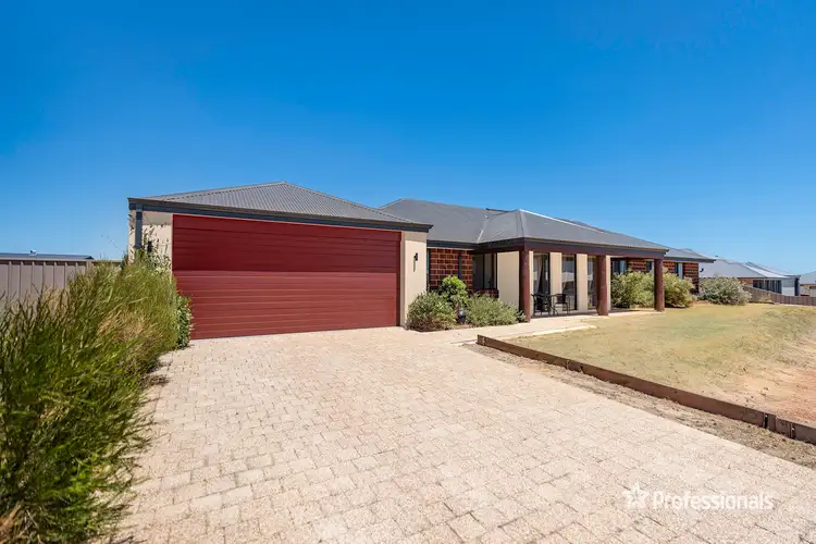 33 Wisteria Parade, Moresby WA 6530