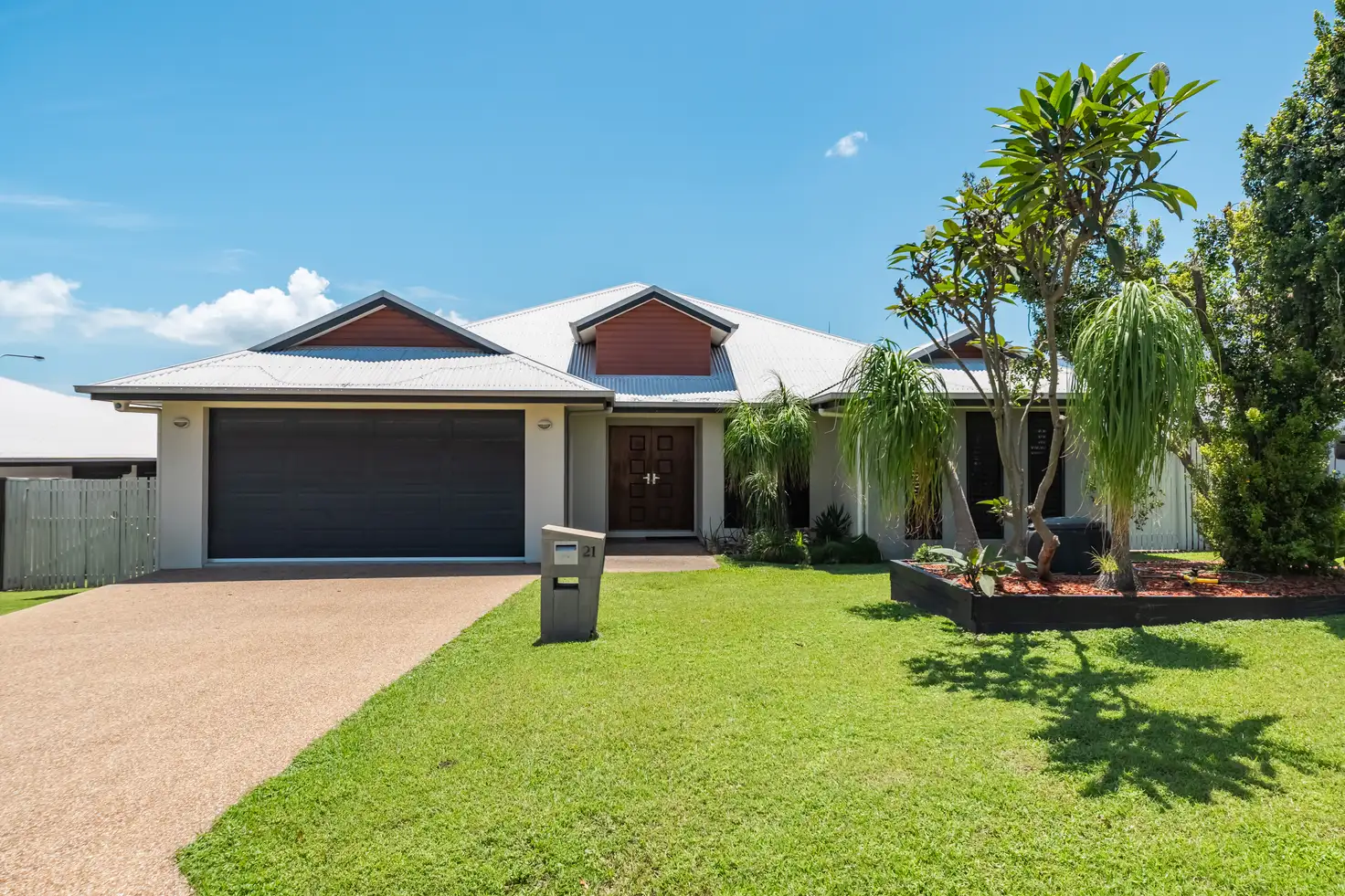 Main view of Homely house listing, 21 Shutehaven Circuit, Bushland Beach QLD 4818