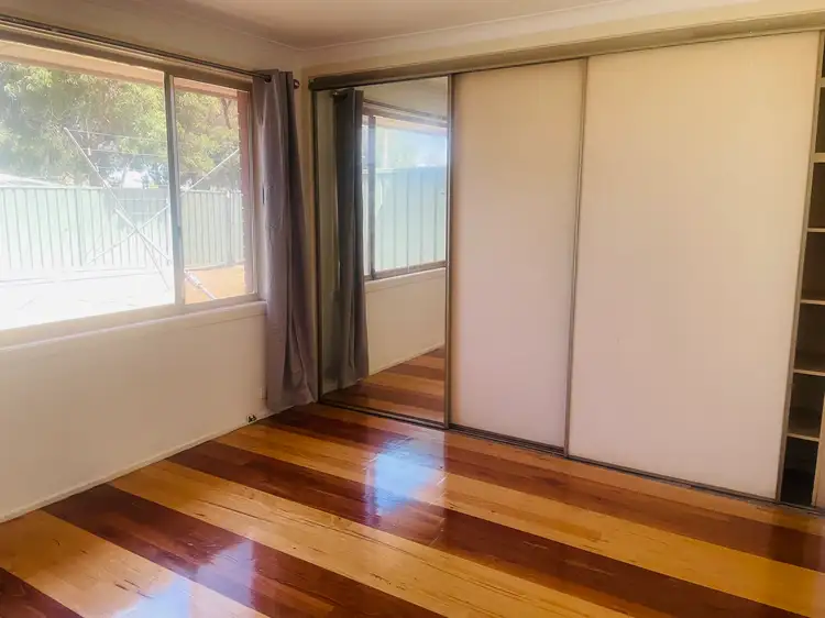 Fourth view of Homely house listing, 8 appleby Ct, Sunshine VIC 3020