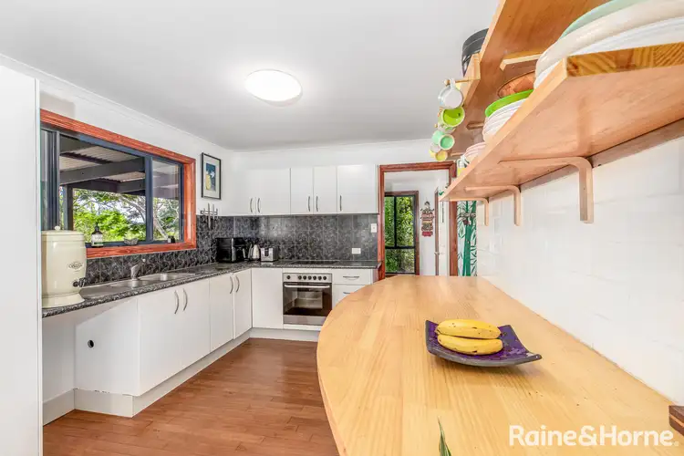 16 Settlers Rise, Pomona QLD 4568