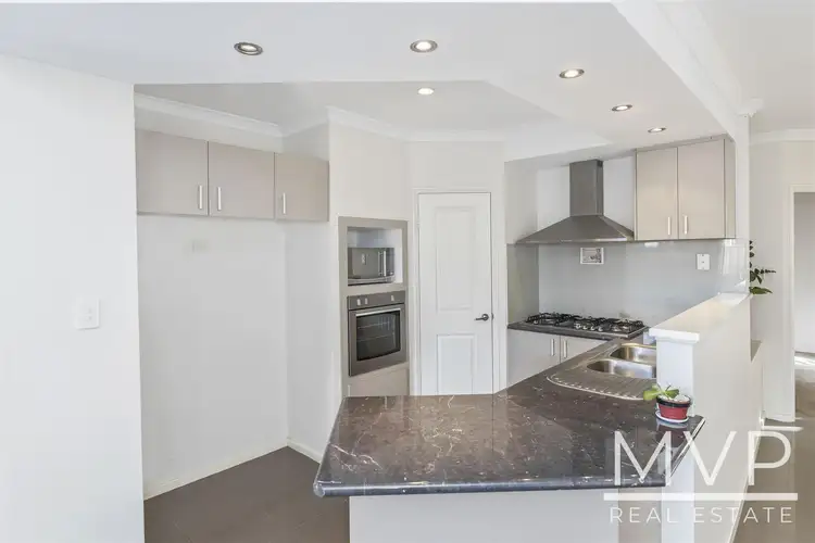 Fifth view of Homely villa listing, 4/5 Oak Street, Cannington WA 6107