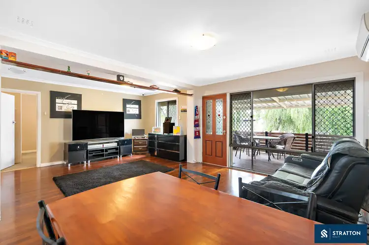 4 Drayton Court, Kelmscott WA 6111