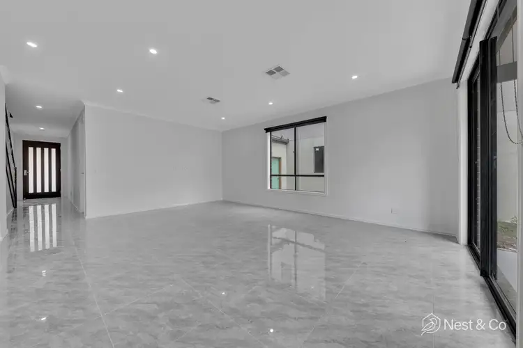 Fifth view of Homely house listing, 14 Nubeena Cresent, Donnybrook VIC 3064