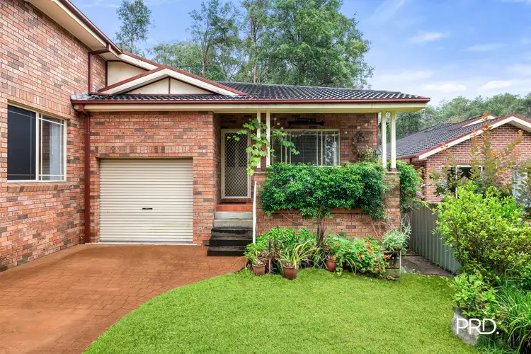 2/16 Currawong Avenue, Valley Heights NSW 2777