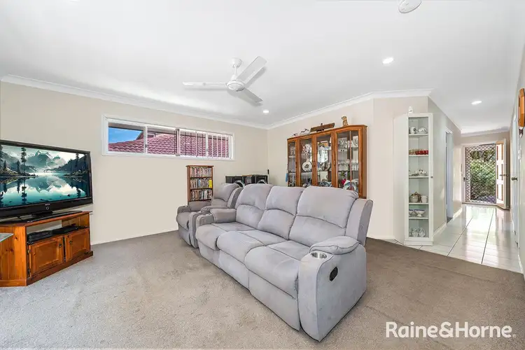 11 Newtown Street