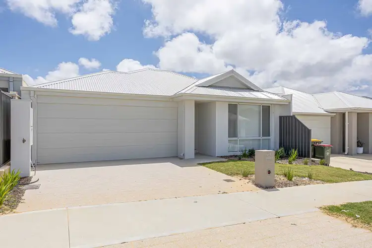 27 Cambered Avenue