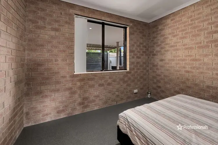 Seventh view of Homely house listing, 11 Pinyali Way, Waggrakine WA 6530