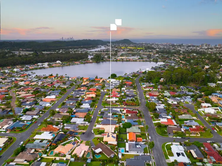 22 Damson Place, Elanora QLD 4221