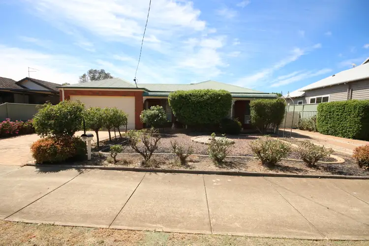 47 Victoria St, Rochester VIC 3561