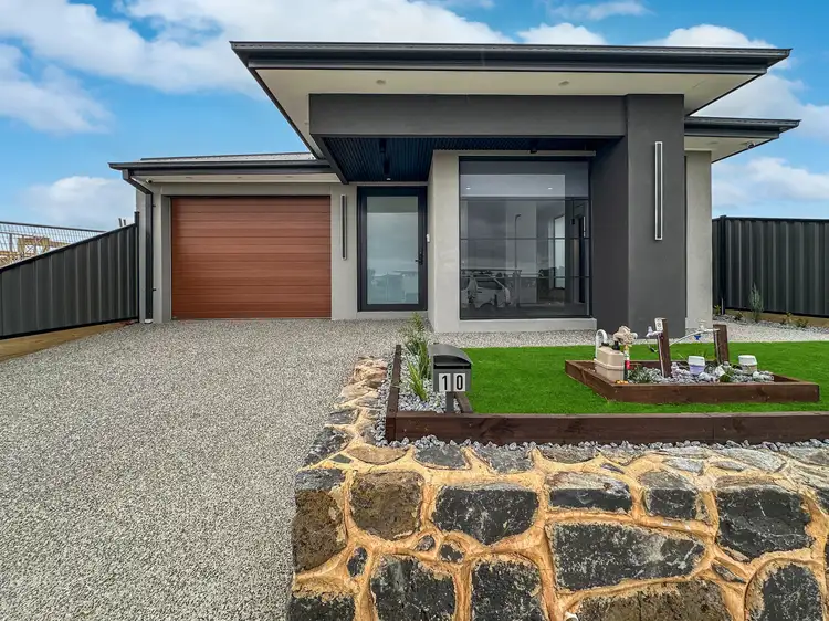 10 Bonnyview Road
