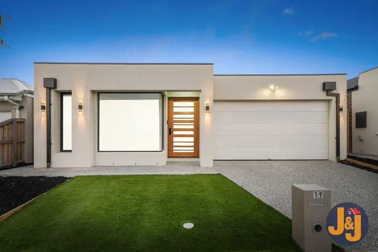 19 Alice Avenue, Mickleham VIC 3064