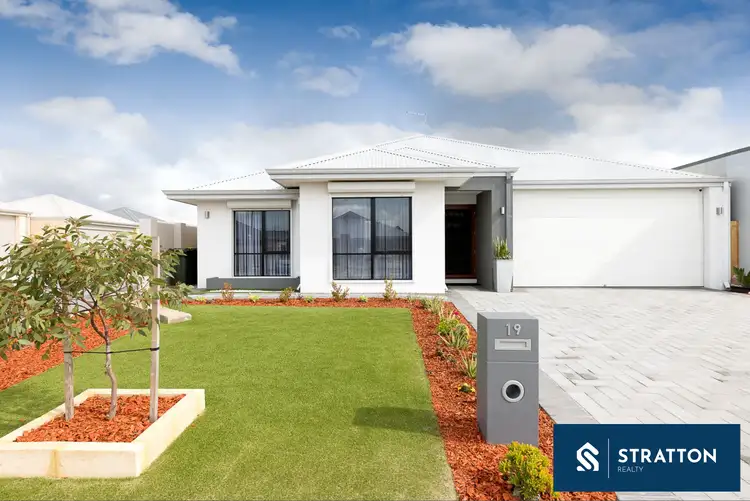 19 Lyndhurst Street, Ellenbrook WA 6069