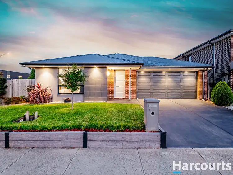 1 Morningside Boulevard, Cranbourne West VIC 3977