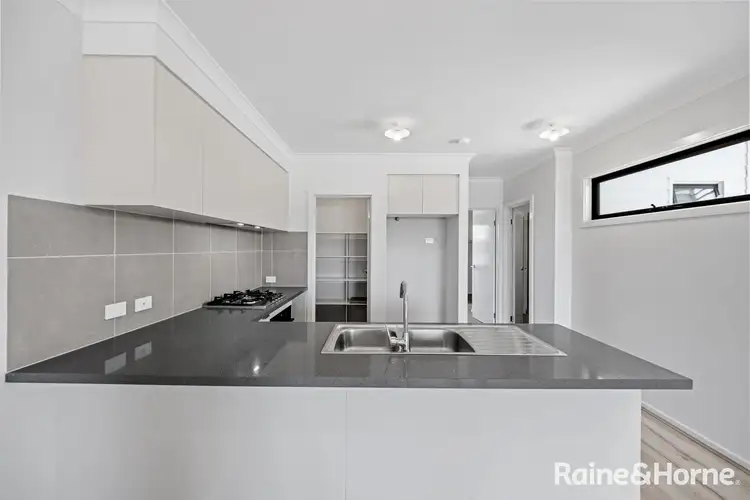 Fifth view of Homely house listing, 5 Amazing Boulevard, Fraser Rise VIC 3336