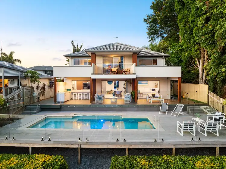 9 Rebecca Court, Broadbeach Waters QLD 4218