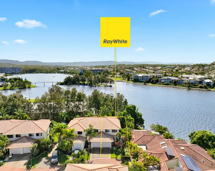 10/323 Christine Avenue, Varsity Lakes QLD 4227