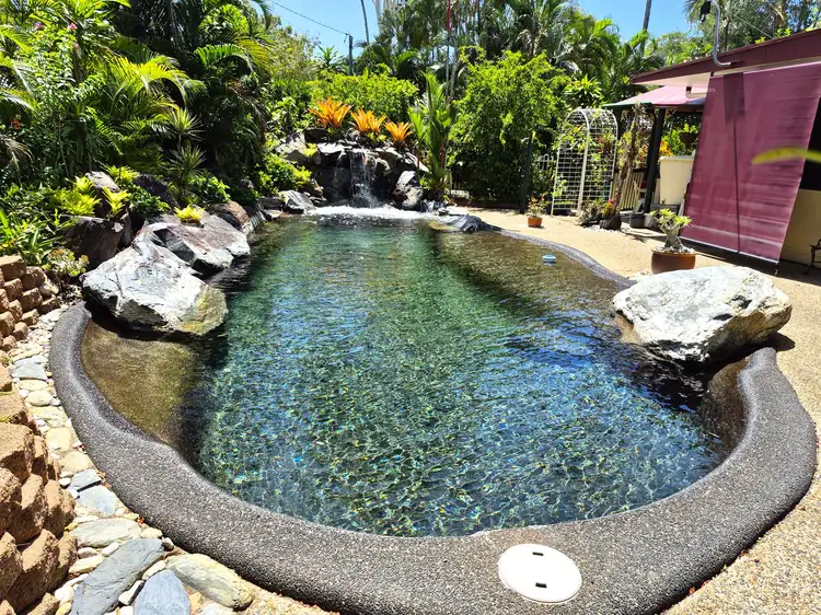 1 Sorrento Crescent, Port Douglas QLD 4877