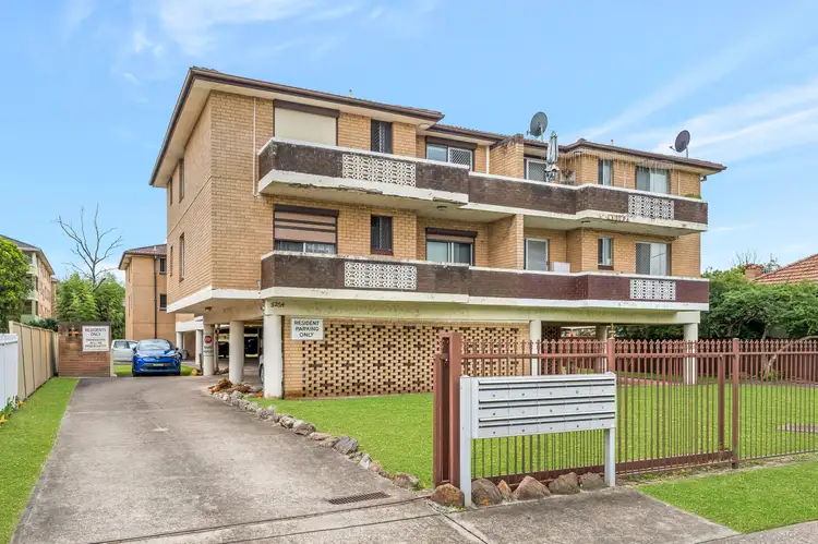 Main view of Homely unit listing, 1/52-54 Harris Street, Fairfield NSW 2165