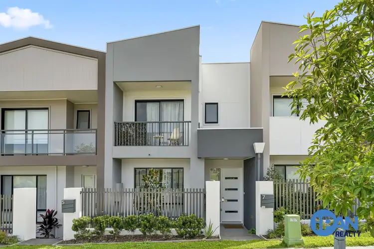 7 Otoole Avenue, Oran Park NSW 2570