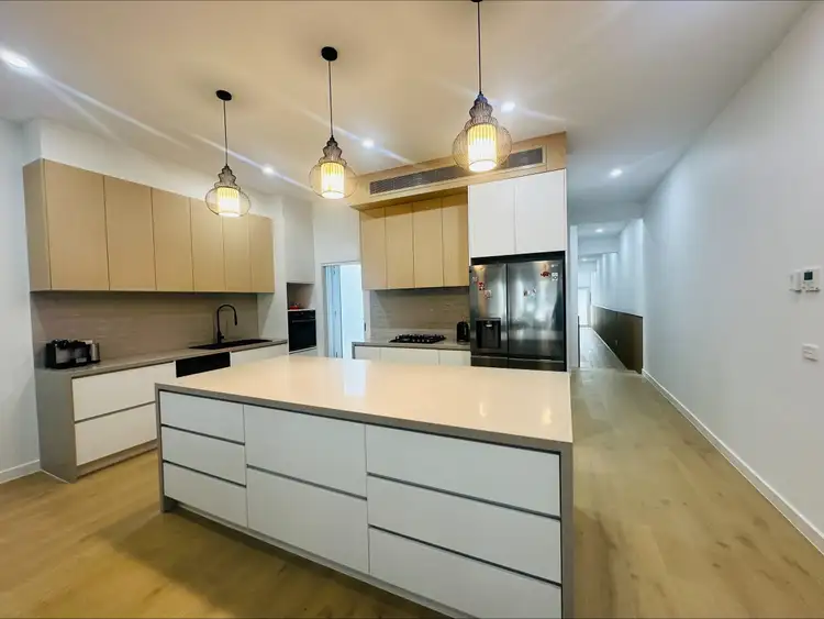 4 Hopetoun Street, Moonee Ponds VIC 3039