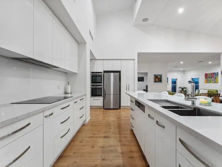 Sixth view of Homely house listing, 2 Suffolk Street, Wishart QLD 4122