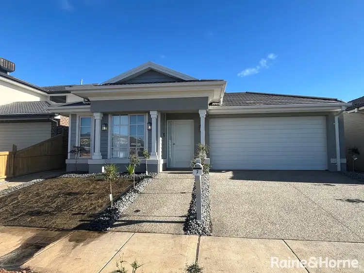 7 Sienna Avenue