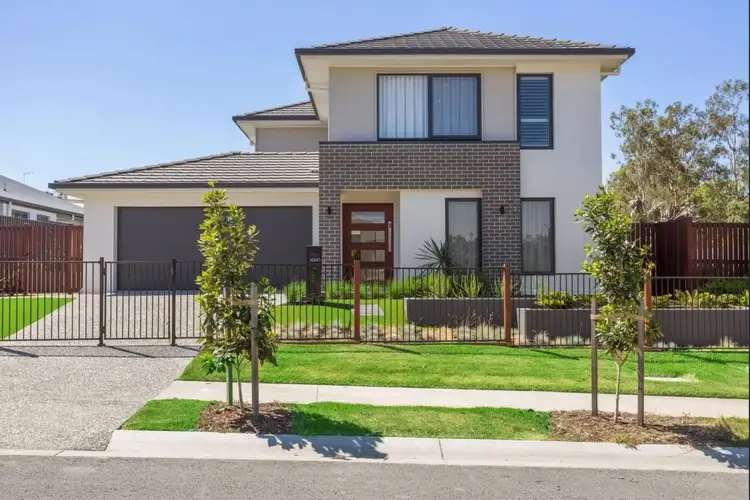 5 Trailblazer Drive, Flagstone QLD 4280