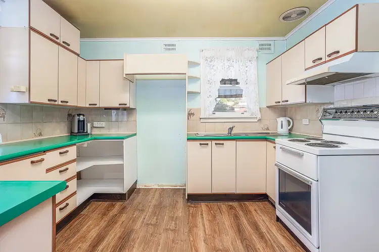 Fifth view of Homely house listing, 8 Loretta Avenue, Como NSW 2226