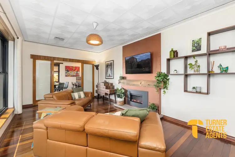 452 Rockingham Road, Lake Coogee WA 6166