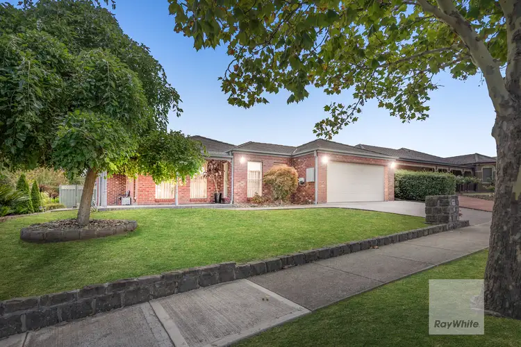 1 Lloyds Place, Attwood VIC 3049