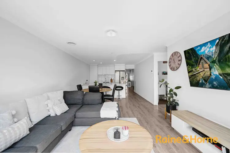 Second view of Homely house listing, 19/4 Mantello Drive, Werribee VIC 3030