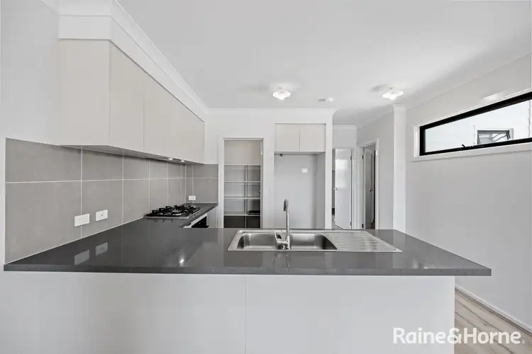 Second view of Homely house listing, 7 Amazing Boulevard, Fraser Rise VIC 3336