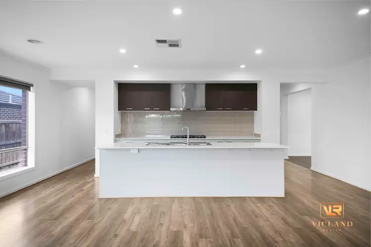 Sixth view of Homely house listing, 11 Zenith Road, Beveridge VIC 3753
