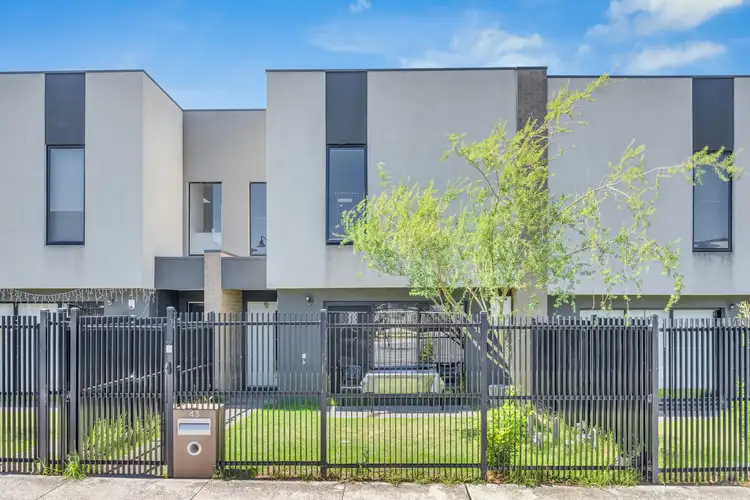 43 Regatta Drive, Craigieburn VIC 3064