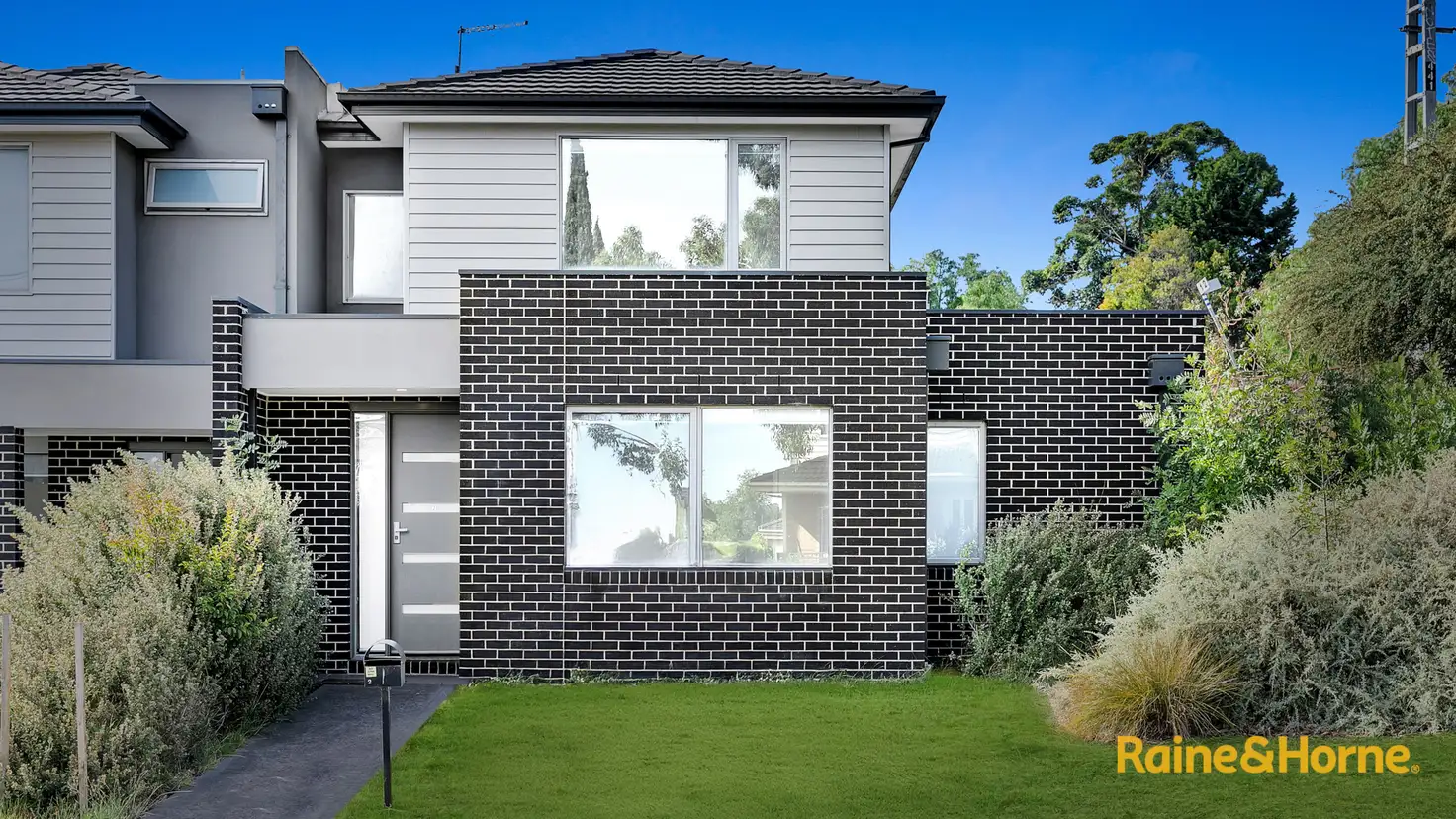 Main view of Homely house listing, 2/2 Vale Street, Pascoe Vale VIC 3044