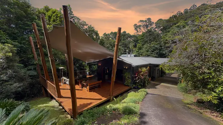 196 Winfield Road, Lake Eacham QLD 4884