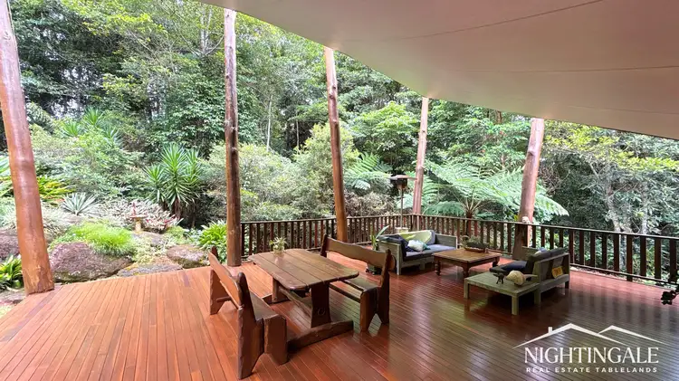 196 Winfield Road, Lake Eacham QLD 4884