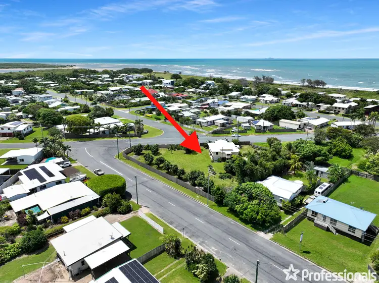 7 Murray Avenue, Bowen QLD 4805