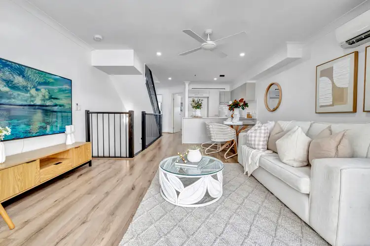 Fifth view of Homely townhouse listing, 5/17 Pickwick Street, Cannon Hill QLD 4170