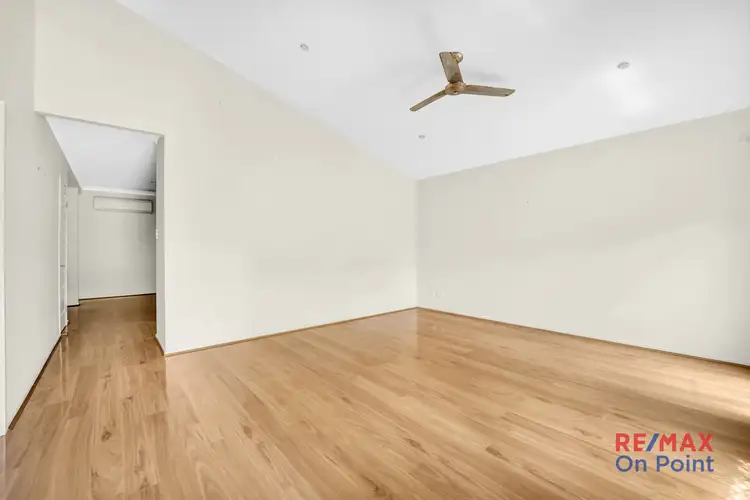 Fifth view of Homely house listing, 19 Merindah Street, Coochiemudlo Island QLD 4184