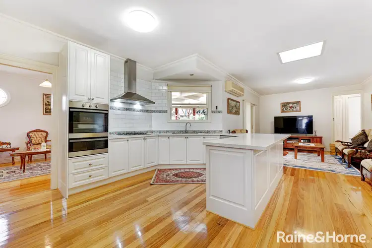 Sixth view of Homely house listing, 1 Reynolds Court, Roxburgh Park VIC 3064