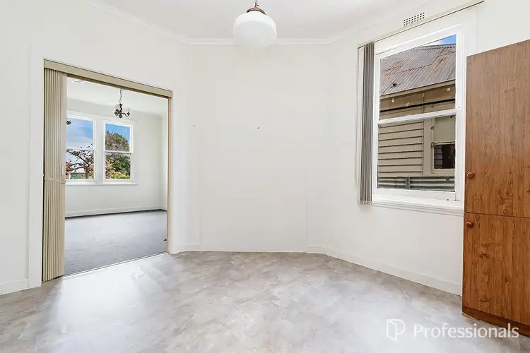Fifth view of Homely house listing, 3 Clarence Street, Hamilton VIC 3300