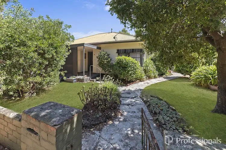 23 Learmonth Street