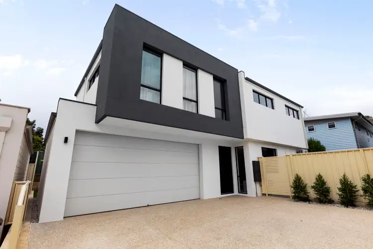 12b Gayton Place