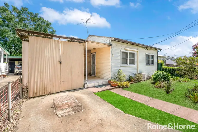 5 Araluen Avenue, St Marys NSW 2760