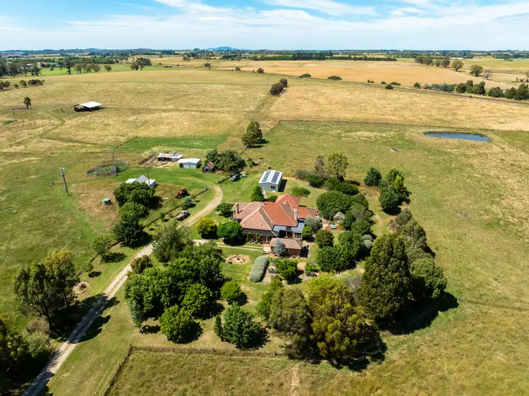 "Waverton" 76 Blunt Road