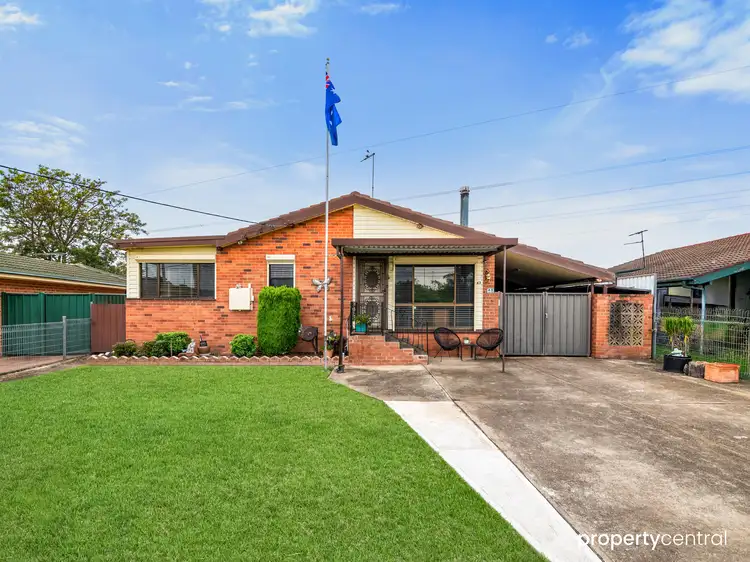 43 Noumea Street, Lethbridge Park NSW 2770